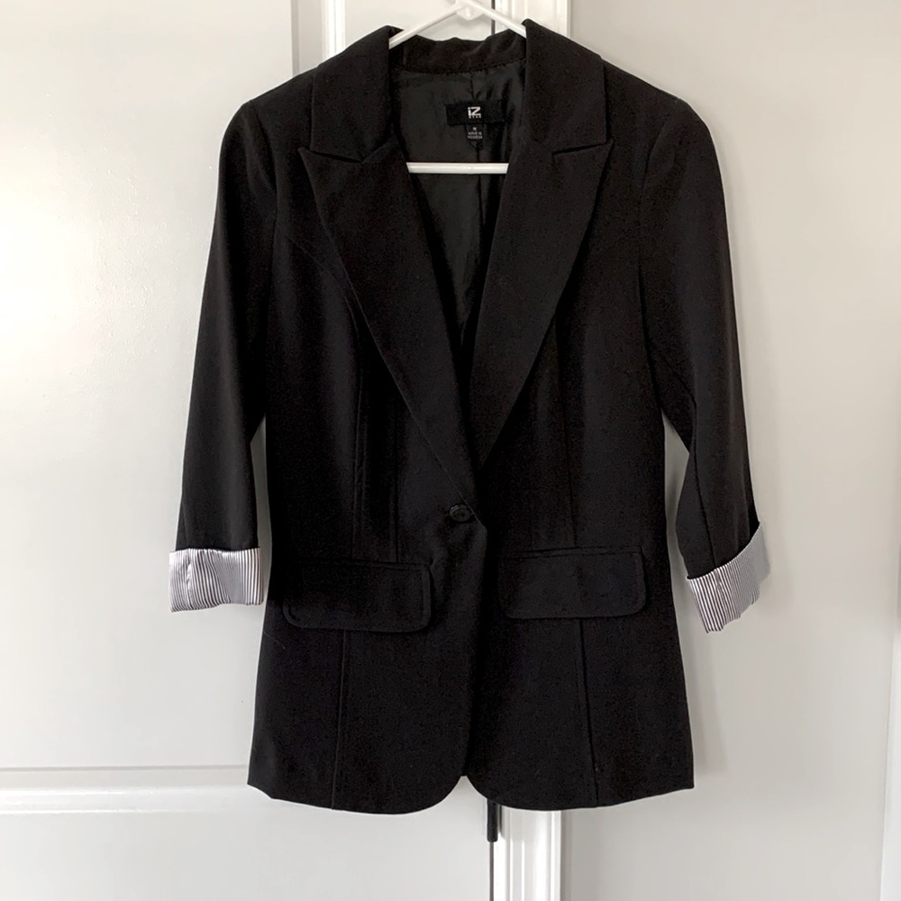 Women’s Black Blazer